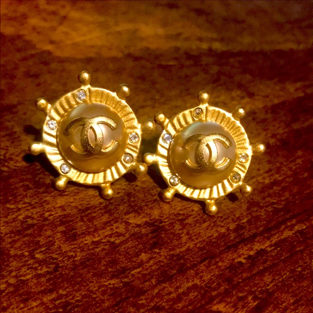 Chanel RARE 2005 Fall Ship Wheel Faux Pearl Earrings